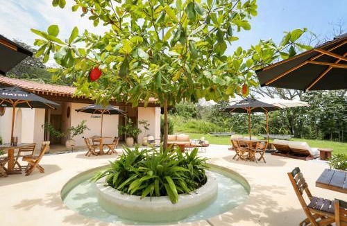 Fredonia Hotel | Hotel Tahiti