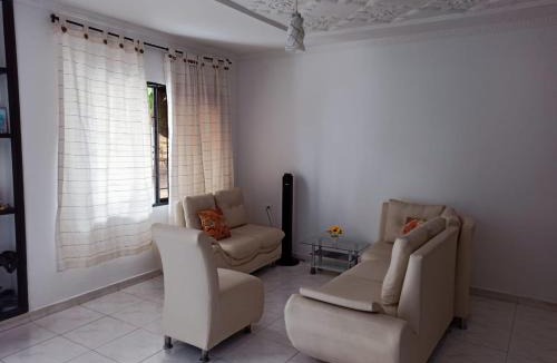Monteria House | Habitación, excelente ubicación, ambiente familiar