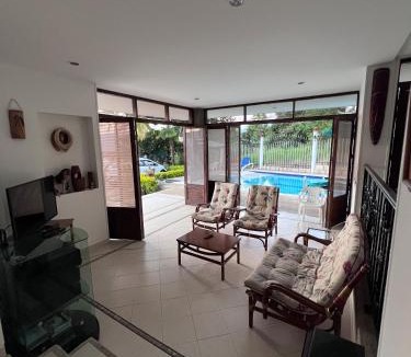Mesitas del Colegio House | Casa de descanso en mesitas del colegio VILLA LUZ