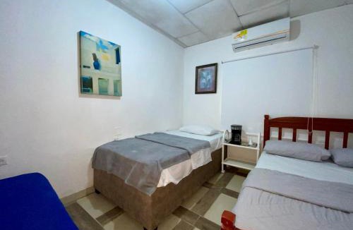 Crespo House | Amplia Habitación Privada cerca del aeropuerto