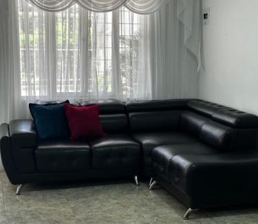 Cali House | Habitación escala aeropuerto