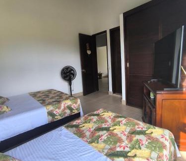 Armenia House | Santa Isabel Campestre