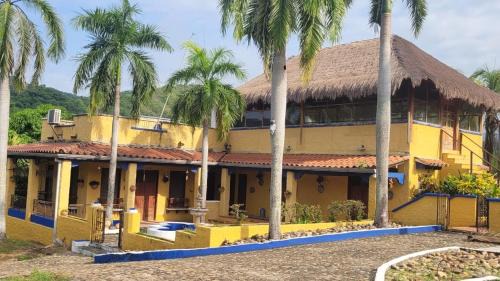Guaduas House | Casa finca Andrea