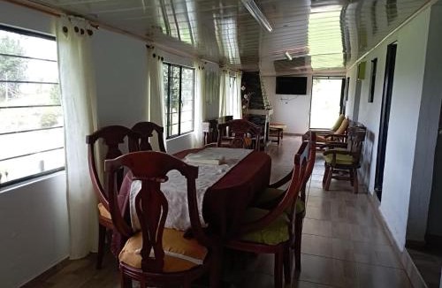 Paipa Ski Chalet | Casa campestre villa de los santos