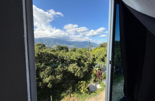 Ibague Apartment | Apartamento campestre 202