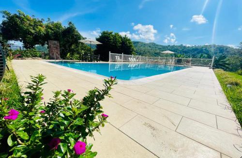 Chinauta Villa | Casa campestre La Victoria-Villa privada