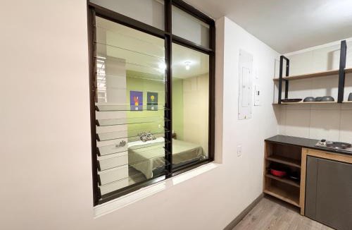 El Poblado Apartment | Aparta estudio cerca al Parque Lleras MAN202 By Roots Rentals