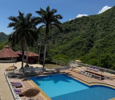 Anapoima Hotel | Montaña de Anapoima
