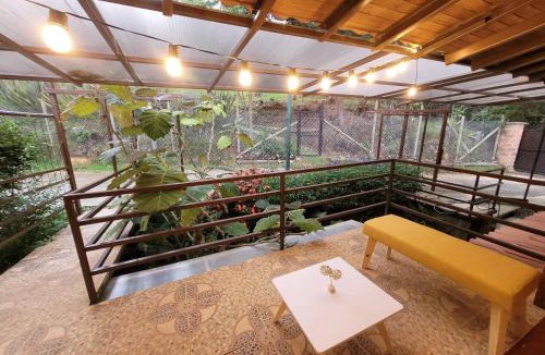 Guarne Apartment | La Pascana Ecolodge frente al parque Arví Entorno natural excepcional, reserva natural, áreas protegidas, conexión con la naturaleza y avistamiento de aves a 3km del metrocable Guarne