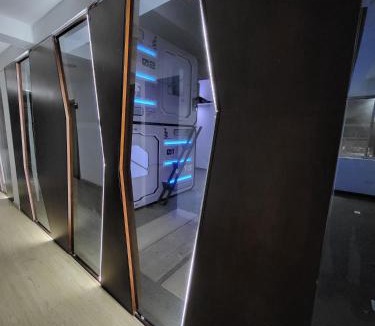 La Castellana Hotel | Bed & Bath Hotel Cápsula Bogotá