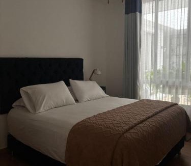 Laureles Hotel | CASA JURADO