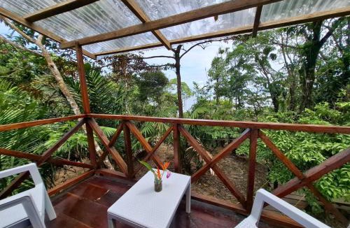 Uramba National Park Hotel | Mangle House Cabañas Ladrilleros