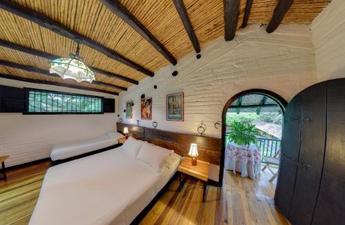 Guadalajara de Buga Hotel | Eco Hotel Hacienda El Diamante