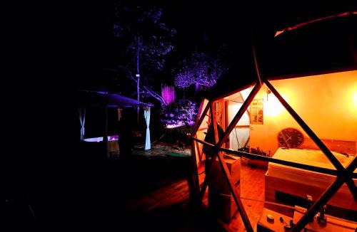 Cachipay Other | Elementium Glamping