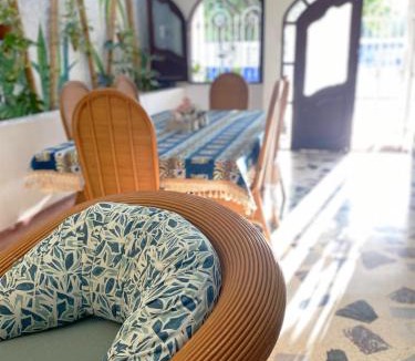 Comuna 3 House | Tia Chela hostel
