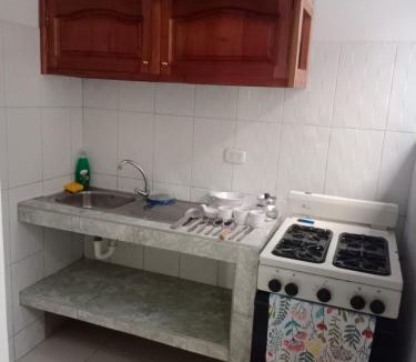 Chiquinquira Apartment | C Apartaestudio central amoblado con cocina y baño