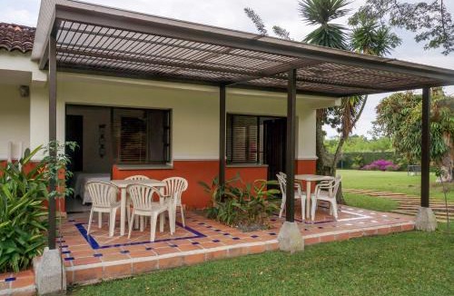 Cerritos House | Estancia El Caney