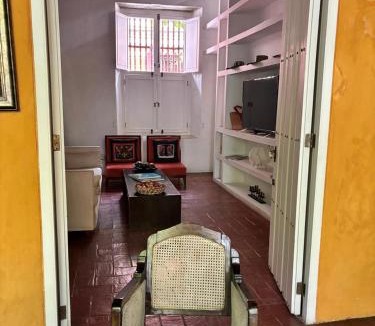 Narino House | Marvelous 3BR House with pool in Cartagena