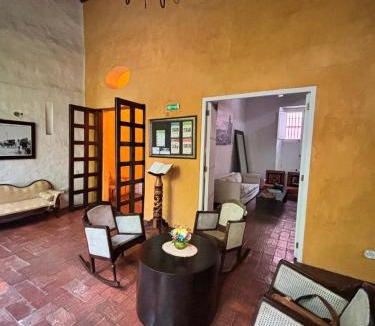 Narino House | Marvelous 3BR House with pool in Cartagena