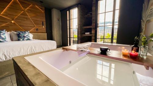 Laureles Hotel | Los Patios Cool Living