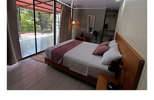 Minca Hostel | Minca Seasons Birds