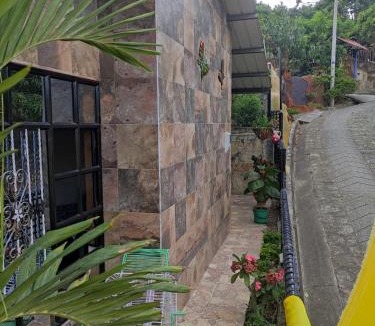 La Mesa House | Finca cuatro orquídeas