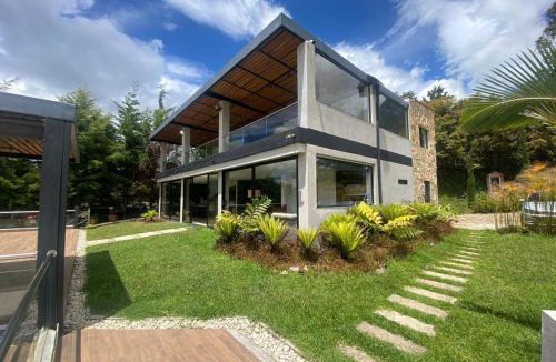 Guarne Villa | Finca Amatista