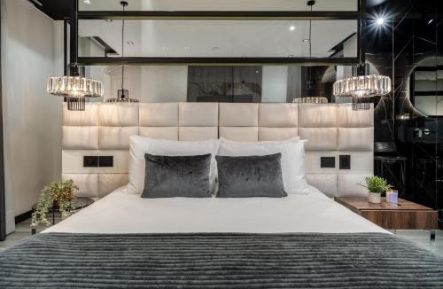 Zona Rosa Villa | Tribeca Suites Medellin