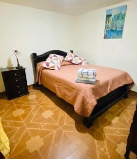Robledo Apartment | Casa Confortable 2 habitaciones, pateo , parqueadero