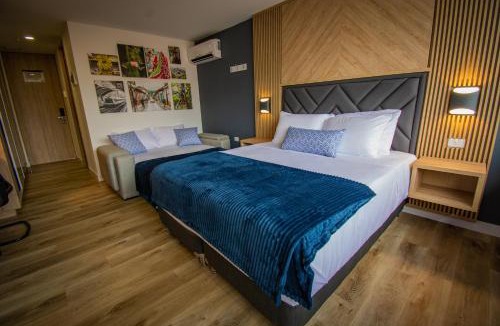 La Aguacatala Apartment | Unique Suite in El Poblado CoWork/GYM/Fast WiFi