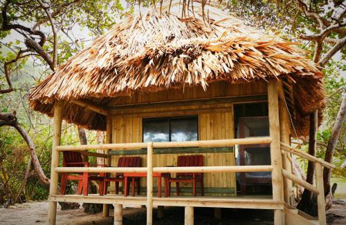 Santa Marta Hostel | Ecolodge Playa Brava Teyumakke