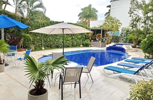 Girardot Villa | Bella y confortable casa - Condominio El Peñón - 6 Hab