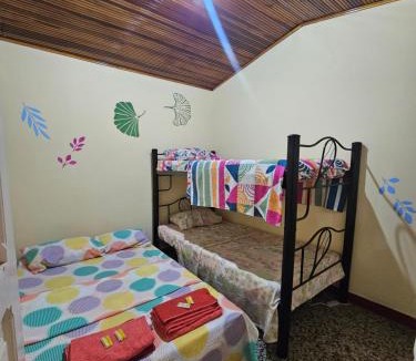 Villeta House | El Cacique Villeta Hostal