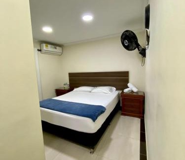 Zona Colonial Hotel | Hotel santa fe plaza sucursal HBP