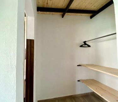 Floresta House | Cabaña MALAVI Colibrí