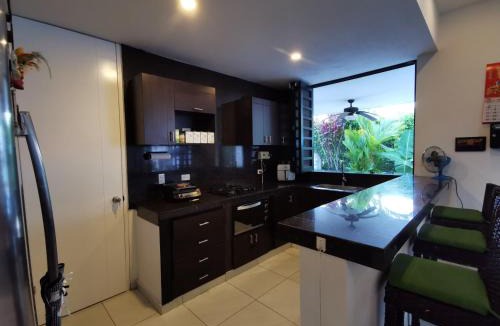 Flandes House | Casa condominio santa ana