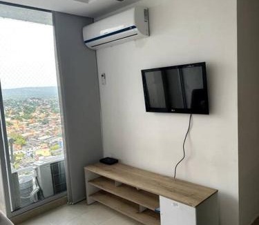 Cartagena District Apartment | Luminoso y confortable