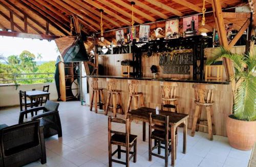 Tulua Hotel | Hotel Cafe Plaza