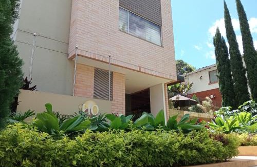 Las Lomas I Hotel | Hotel Lomas 10 Medellin