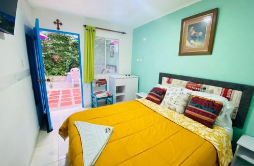 Crespo Hotel | House Marfito Airport