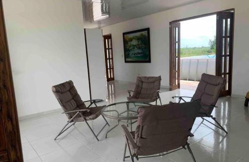 Menegua House | Casa campestre vía puerto lopez