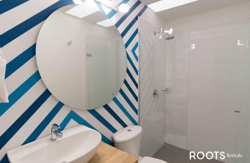 La Aguacatala Apartment | Apartamento en Medellín sector del Poblado A101 By Roots Rentals