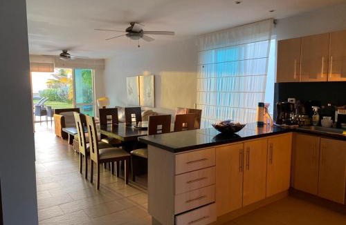 Arroyo de Piedra House | Villa frente al mar con piscina privada a las afuera de Cartagena