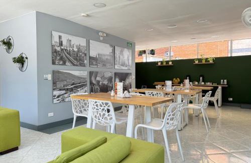 Astorga Hotel | Poblado Park Guest House