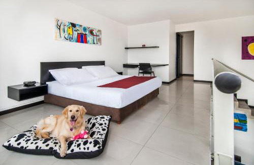 Astorga Hotel | Travelers Orange Suites