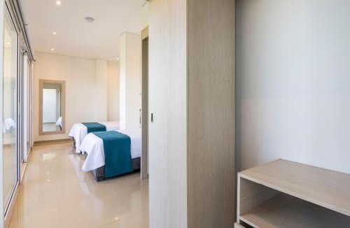 La Boquilla House | Amazing Beach House 13BR w/Pool & Staff
