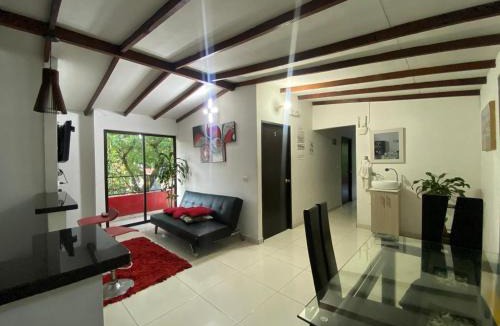 Medellin House | CAMPO VALDES PARK HOSTEL