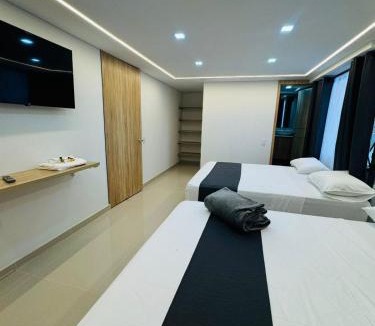 Calle 26 Hotel | Aero Hotel
