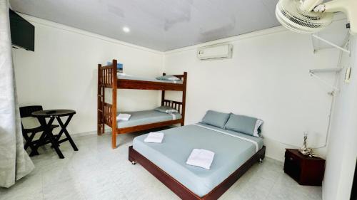 La Loma Hotel | Keylee's Lodging