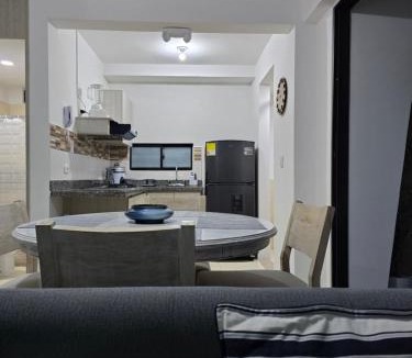 La Tebaida Apartment | Apartamentos Privados de 3H y 2H a 5m del Aeropuerto, 20 minutos del Parque del Cafe y Centro de Armenia con 4 Piscinas, 3 Jacuzzi, Sauna By Molca